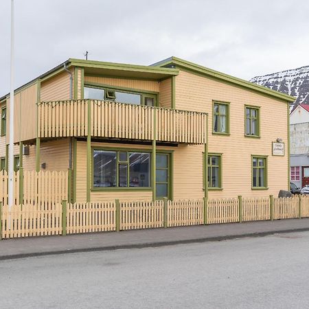 Isafjordur Hostel Esterno foto