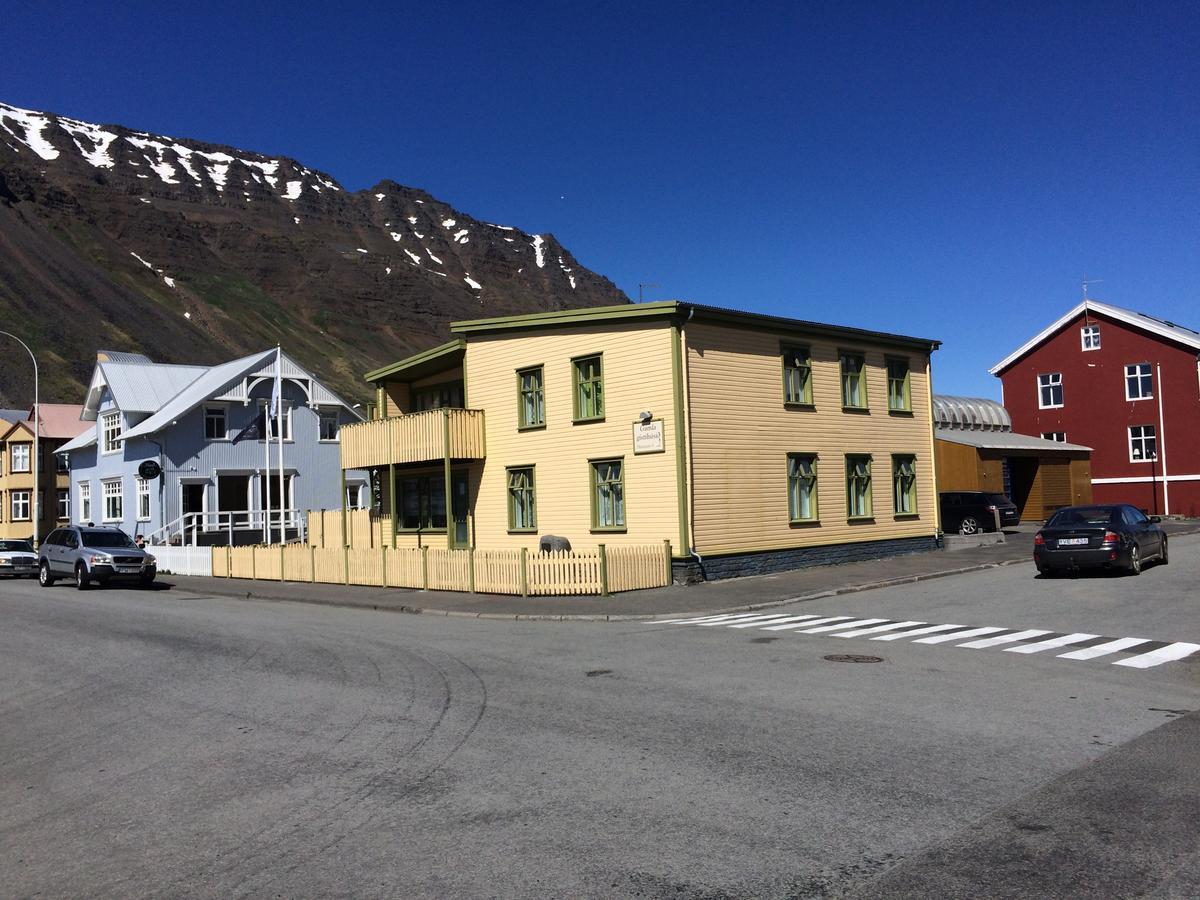 Isafjordur Hostel Esterno foto